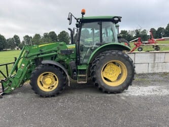 2018 John Deere 5125R Equipment Image0