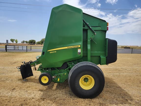 Image of John Deere 560M equipment image 1