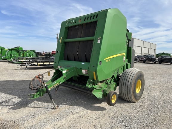 2018 John Deere 560R Equipment Image0