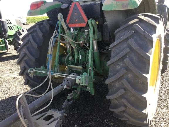 Image of John Deere 6120M equipment image 2