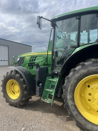 Image of John Deere 6120M equipment image 1