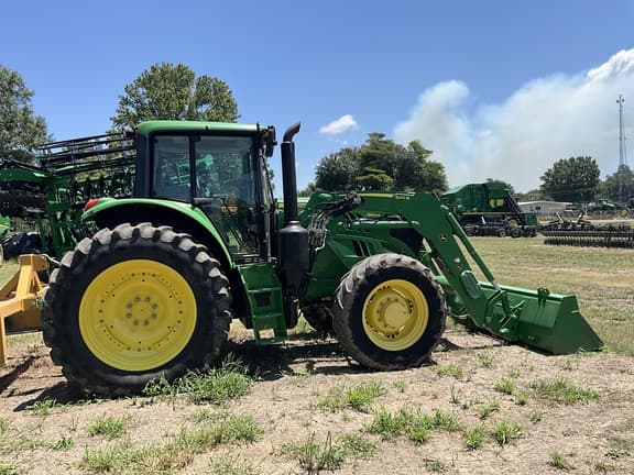 Image of John Deere 6155M equipment image 2