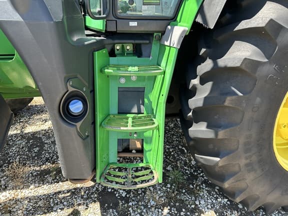 Image of John Deere 6155M equipment image 3