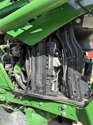 Image of John Deere 6155R equipment image 4