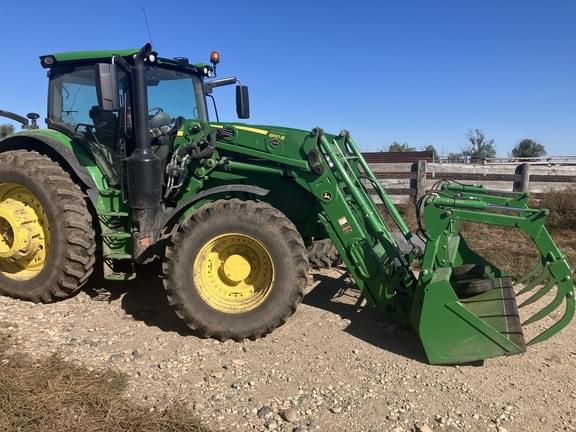 Image of John Deere 6175R equipment image 1