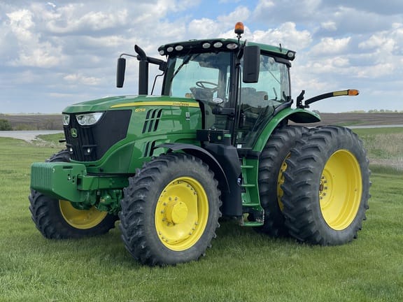 2018 John Deere 6175R Equipment Image0