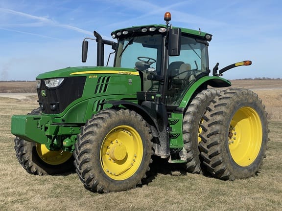 2018 John Deere 6175R Equipment Image0