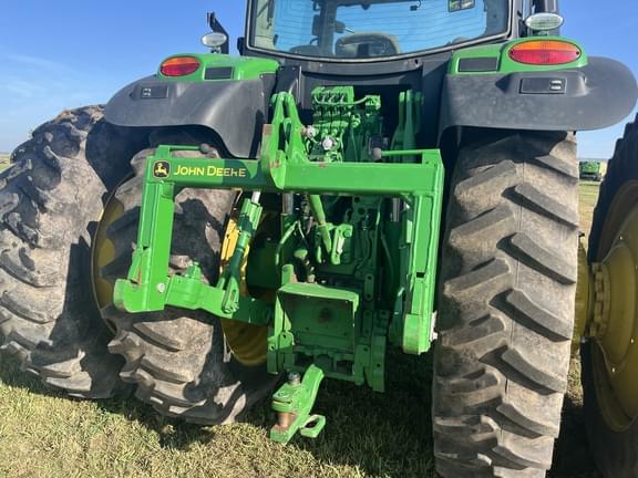 Image of John Deere 6195R equipment image 4