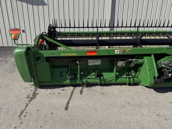 Image of John Deere 630FD equipment image 3