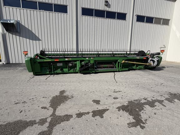 Image of John Deere 630FD equipment image 2