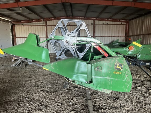 2018 John Deere 635F Equipment Image0