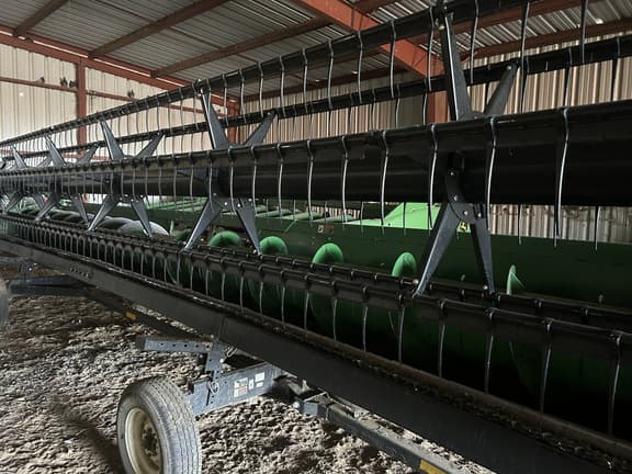 Image of John Deere 635F equipment image 3