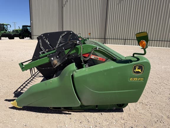 Image of John Deere 635FD Primary image