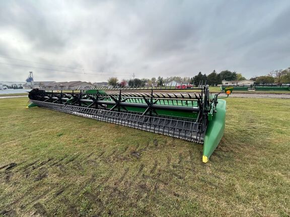 2018 John Deere 640FD Equipment Image0