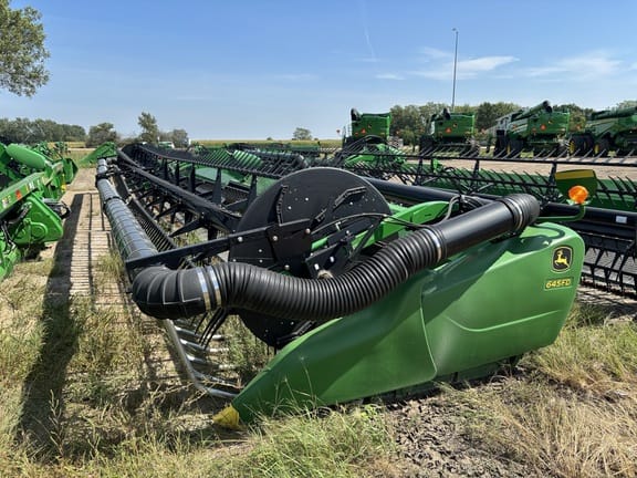 2018 John Deere 645FD Equipment Image0
