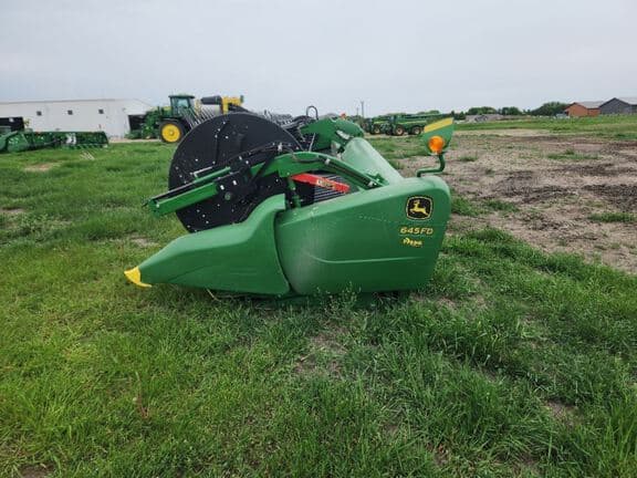 Image of John Deere 645FD equipment image 1
