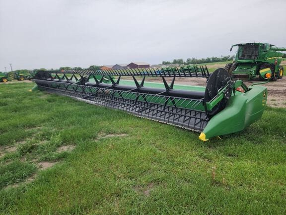 2018 John Deere 645FD Equipment Image0