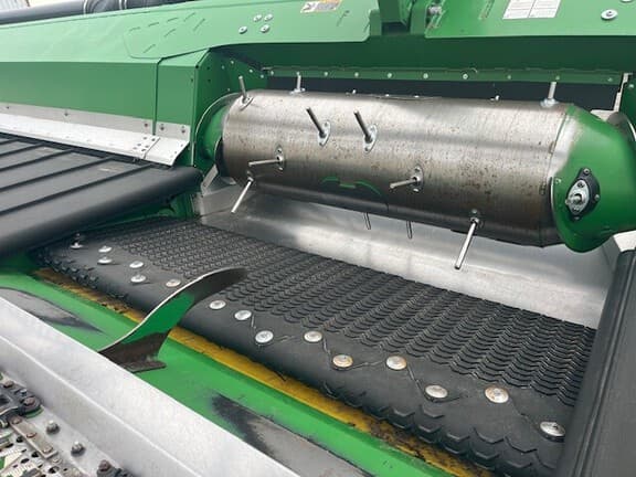 Image of John Deere 645FD equipment image 4