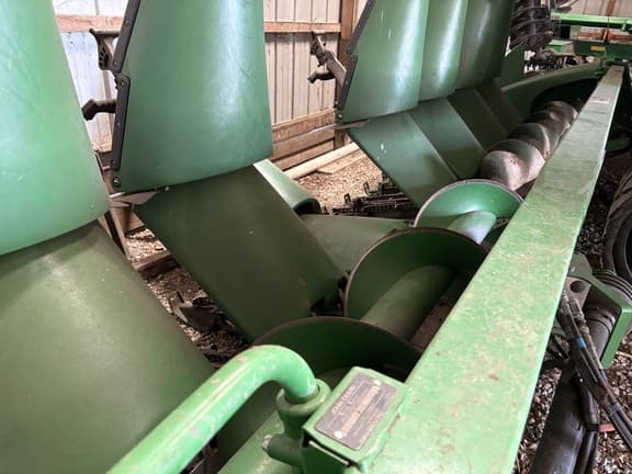Image of John Deere 708C Primary image