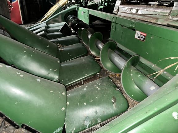 Image of John Deere 708C equipment image 3