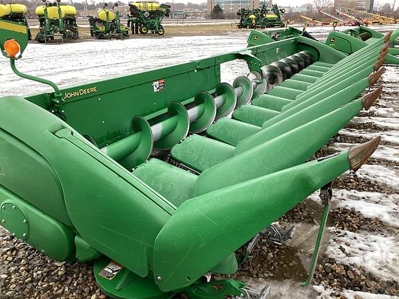 Image of John Deere 712C Primary image