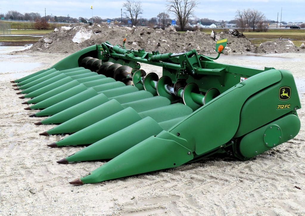 2018 John Deere 712FC Equipment Image0