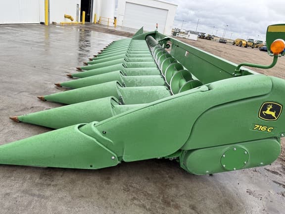Image of John Deere 716C equipment image 1