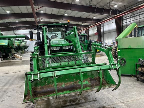 Image of John Deere 7210R equipment image 1
