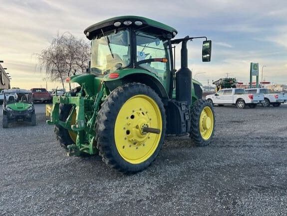 Image of John Deere 7230R equipment image 3