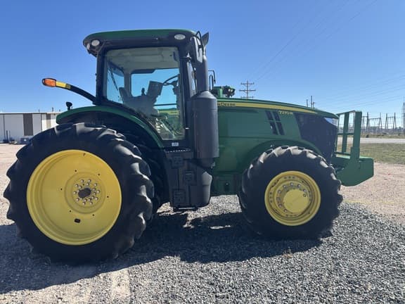Image of John Deere 7270R equipment image 3