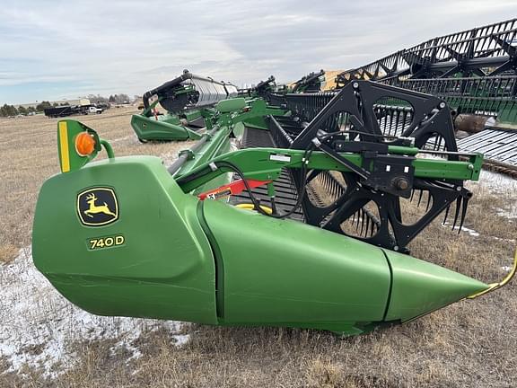 Image of John Deere 740D equipment image 3