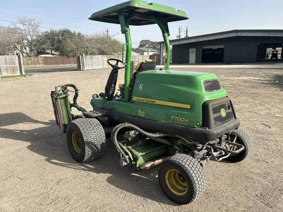 Image of John Deere 7700A equipment image 4
