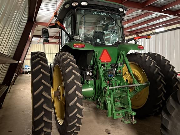 Image of John Deere 8245R equipment image 4