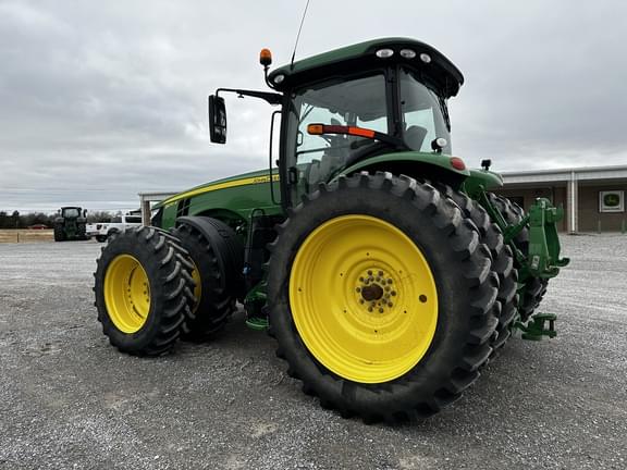 Image of John Deere 8270R equipment image 3