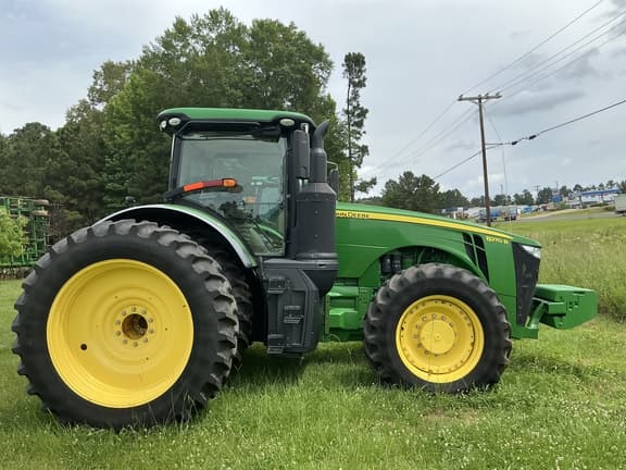 Image of John Deere 8270R equipment image 4