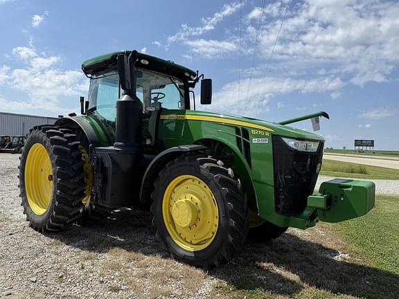 Image of John Deere 8270R equipment image 1