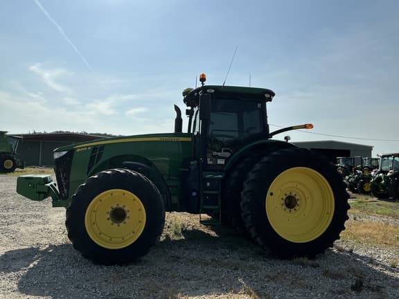 Image of John Deere 8295R equipment image 4