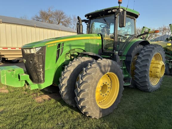 Image of John Deere 8320R Primary image