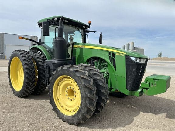 Image of John Deere 8320R Primary image