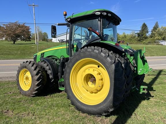 Image of John Deere 8320R equipment image 3