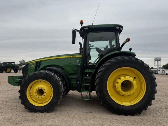 Image of John Deere 8345R equipment image 1