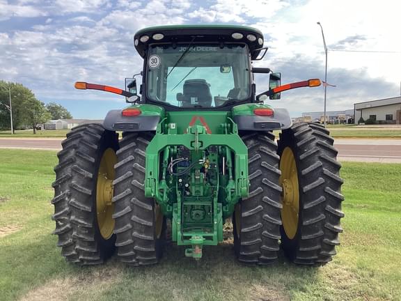 Image of John Deere 8345R equipment image 4