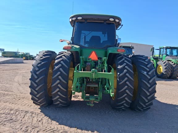 Image of John Deere 8345R equipment image 3