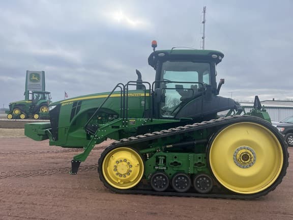 Image of John Deere 8370RT equipment image 2