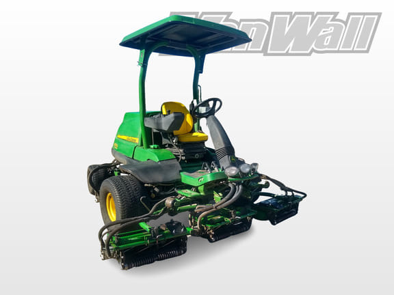 2018 John Deere 8700A Equipment Image0