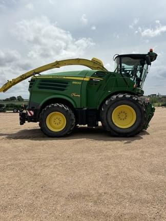 Image of John Deere 8800 equipment image 3