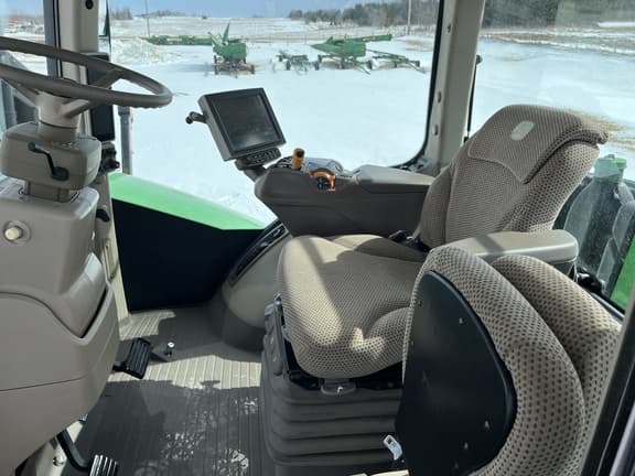 Image of John Deere 9470R equipment image 2