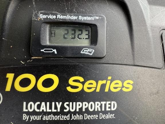 Image of John Deere E140 equipment image 4