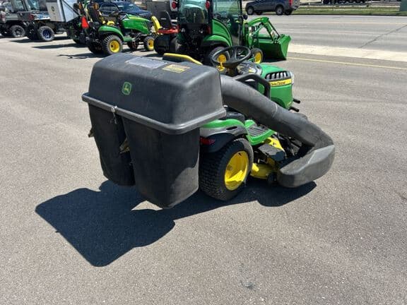 Image of John Deere E180 equipment image 4