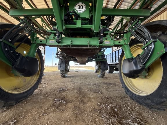 Image of John Deere R4023 equipment image 3